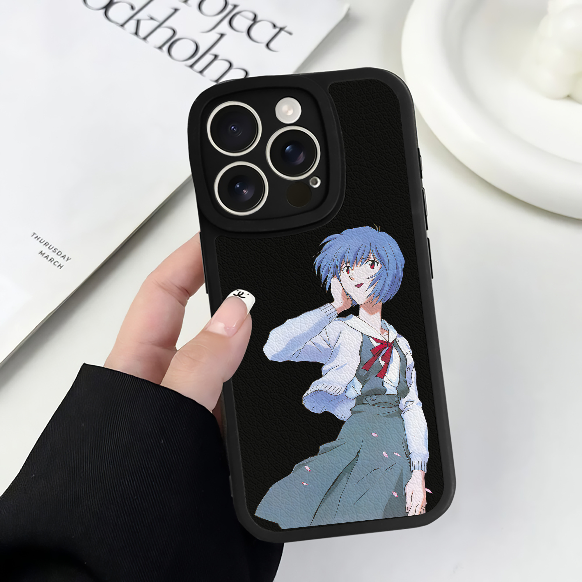 （画像用） EVA 新世紀エヴァンゲリオン 【iPhone 16シリーズ対応】シリコンスマホケース（レザー調） 材質：シリコン